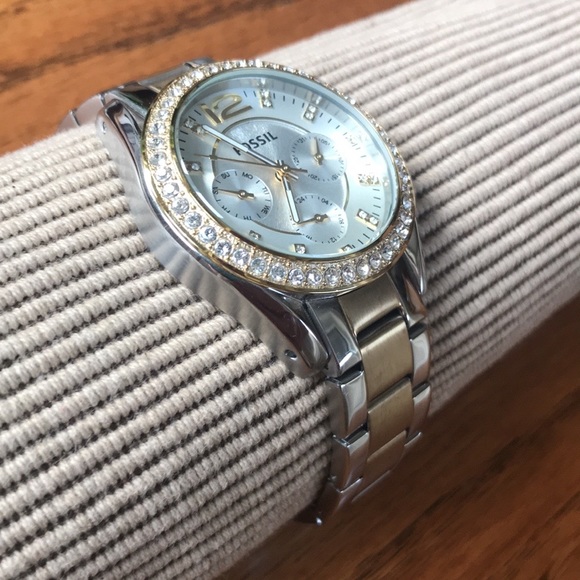Fossil ES4145 Womens Riley Two-Tone Stainless Steel Bracelet Watch -  ShopperBoard